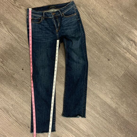 Ann Taylor Jeans Womens Size 00 Slim Crop Modern Fit Raw Hem Denim Stretch Pants - Picture 5 of 10